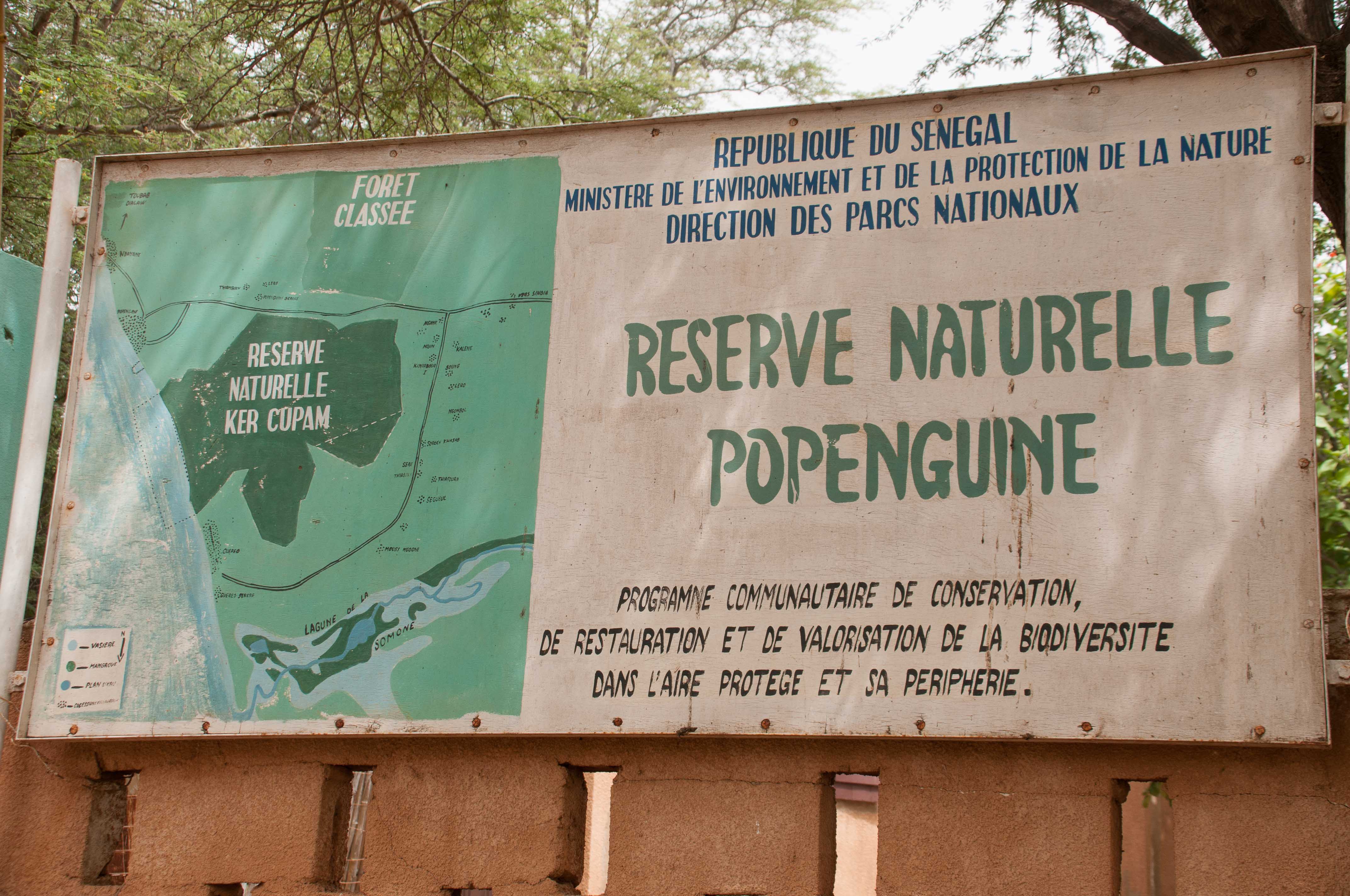 Pancarte de la Réserve Naturelle de Popenguine.